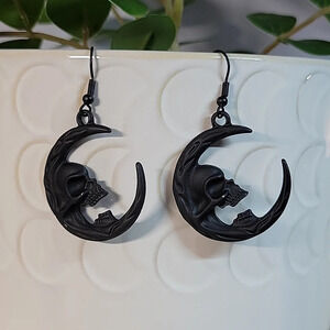 Screaming Skull Crescent Drop Earrings